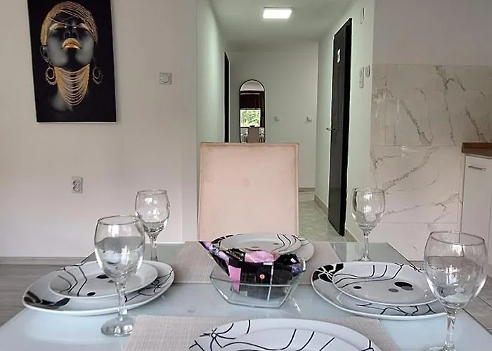 Tree House Apartament