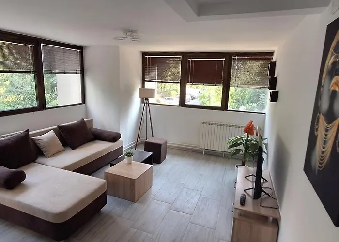 Tree House Apartament